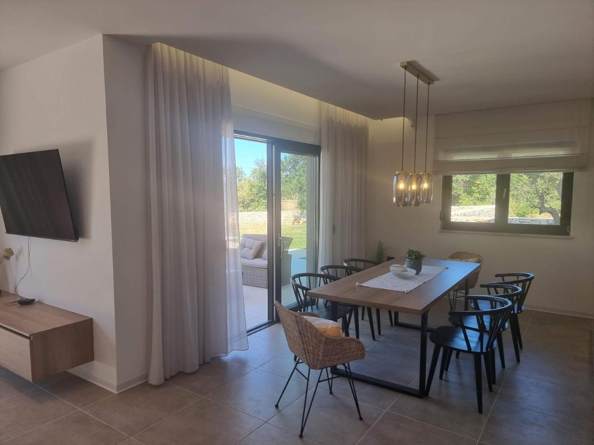 Luxury Villa Serena 2022 - With Heated Pool Cukrici Bagian luar foto