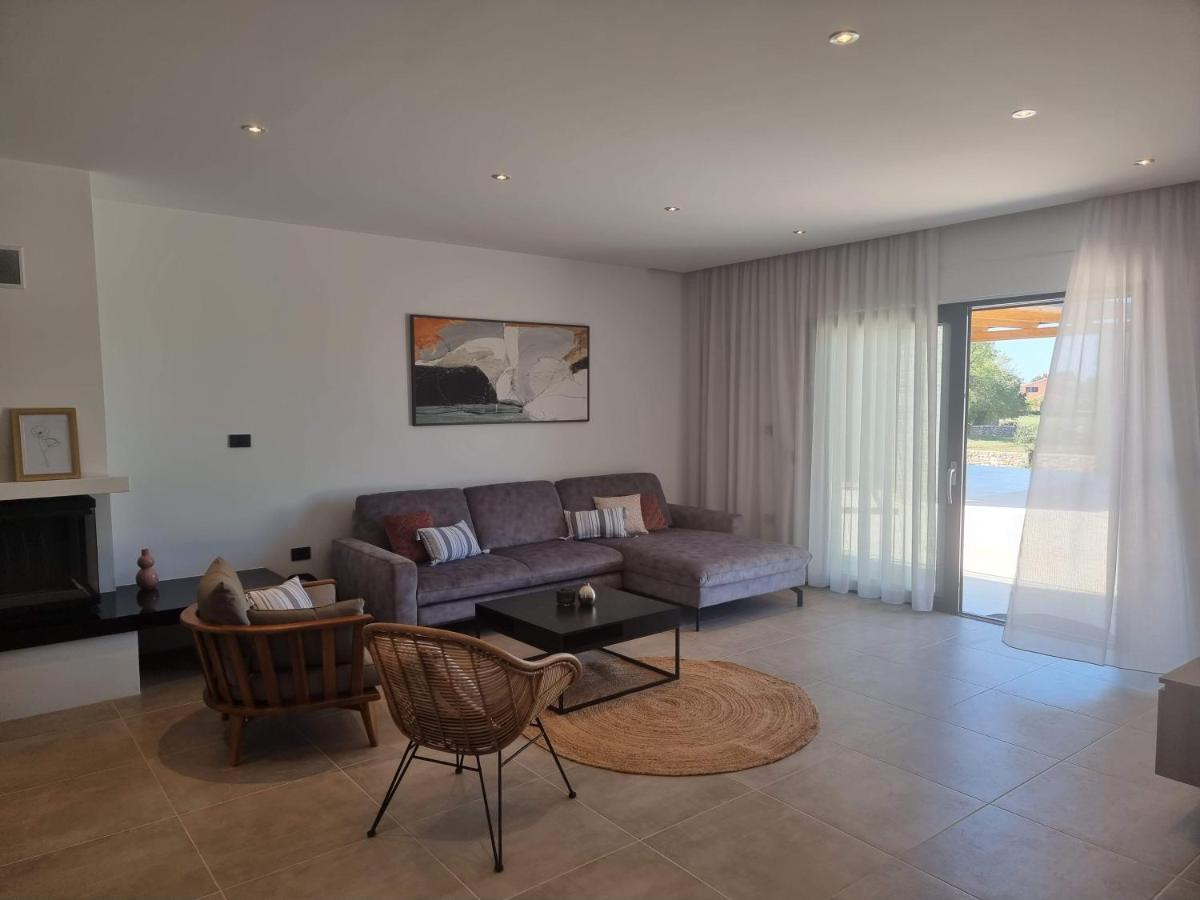 Luxury Villa Serena 2022 - With Heated Pool Cukrici Bagian luar foto