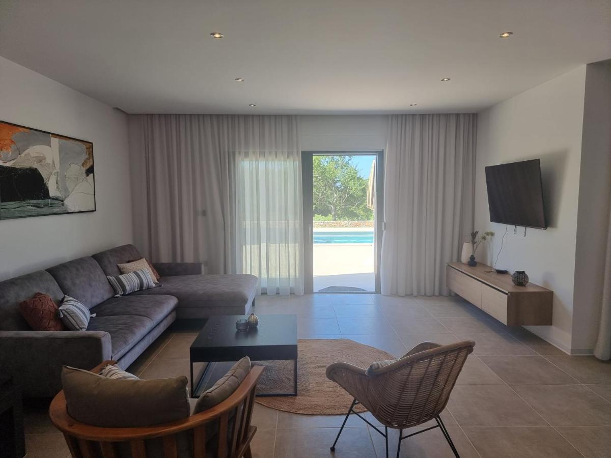 Luxury Villa Serena 2022 - With Heated Pool Cukrici Bagian luar foto