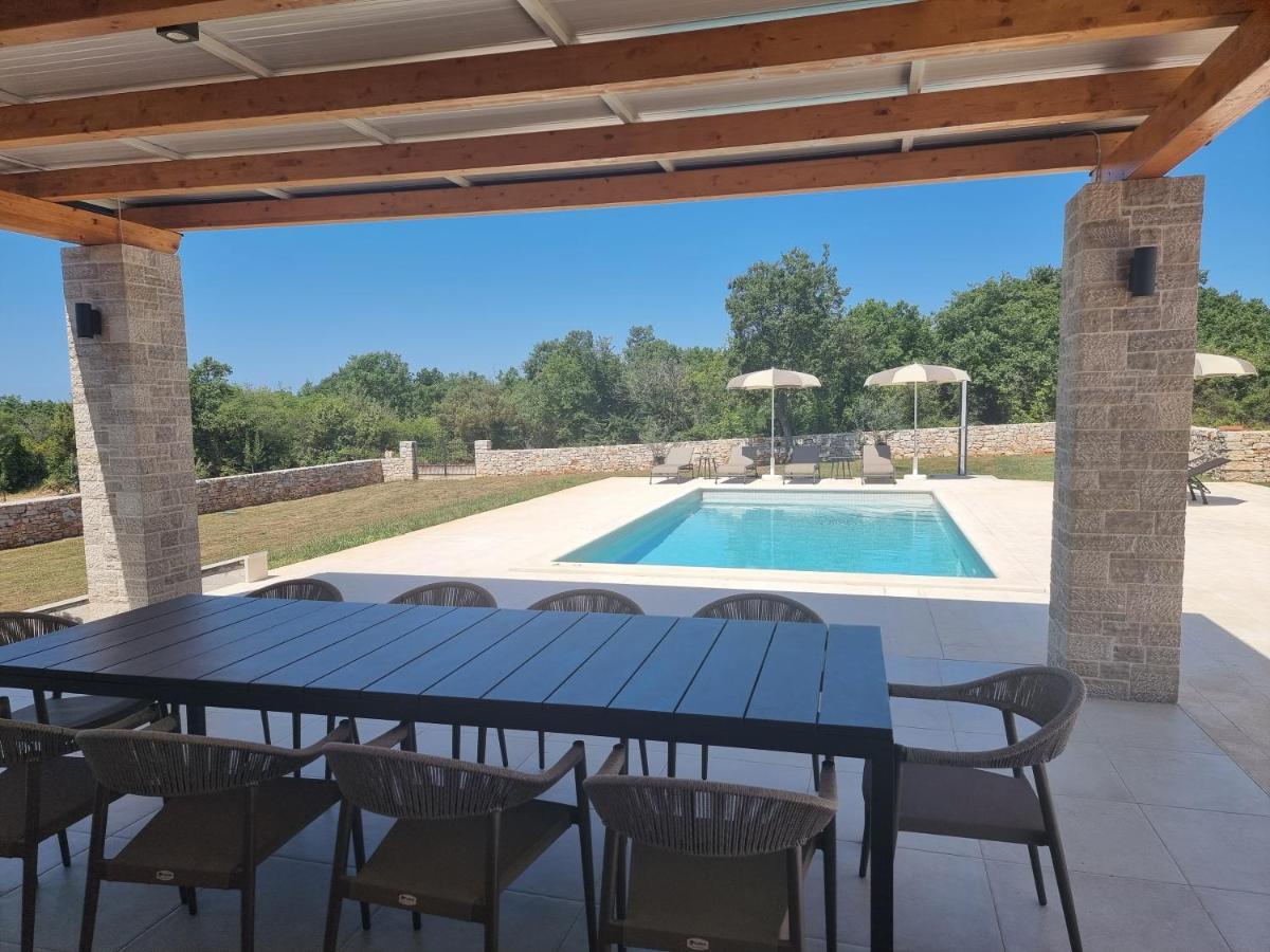 Luxury Villa Serena 2022 - With Heated Pool Cukrici Bagian luar foto