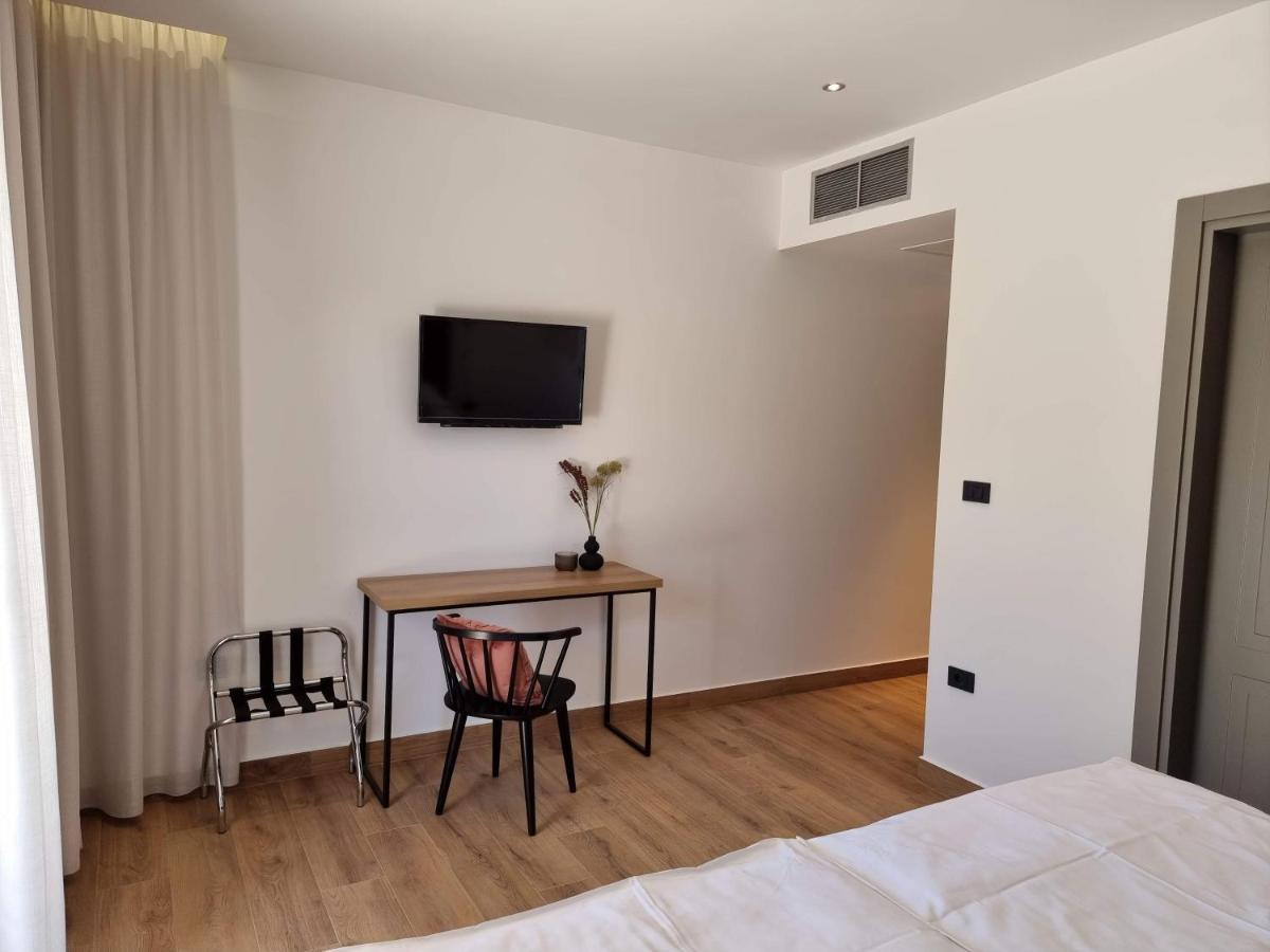 Luxury Villa Serena 2022 - With Heated Pool Cukrici Bagian luar foto