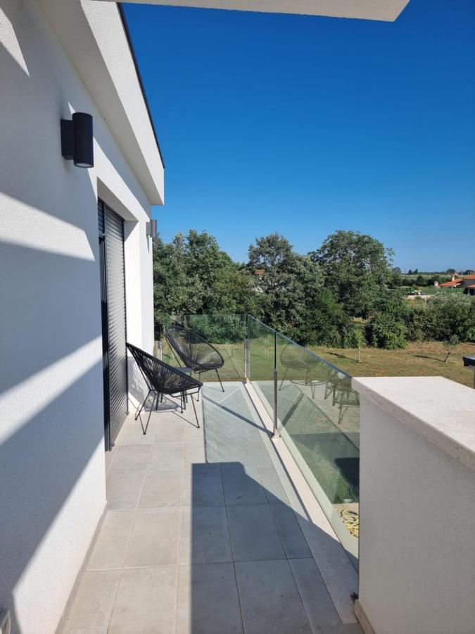 Luxury Villa Serena 2022 - With Heated Pool Cukrici Bagian luar foto
