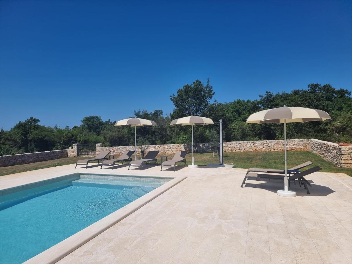 Luxury Villa Serena 2022 - With Heated Pool Cukrici Bagian luar foto