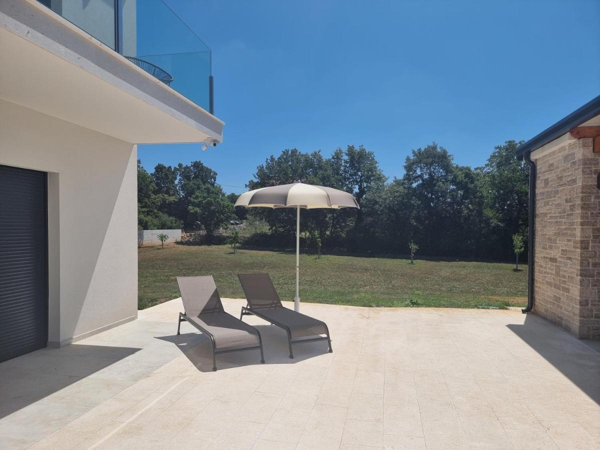 Luxury Villa Serena 2022 - With Heated Pool Cukrici Bagian luar foto